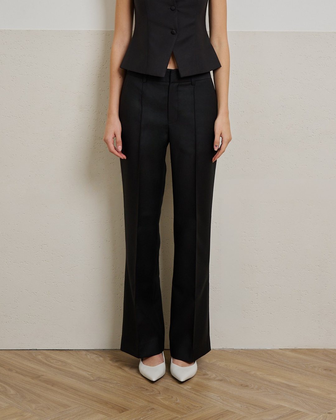 03 Tailored Flared Pants