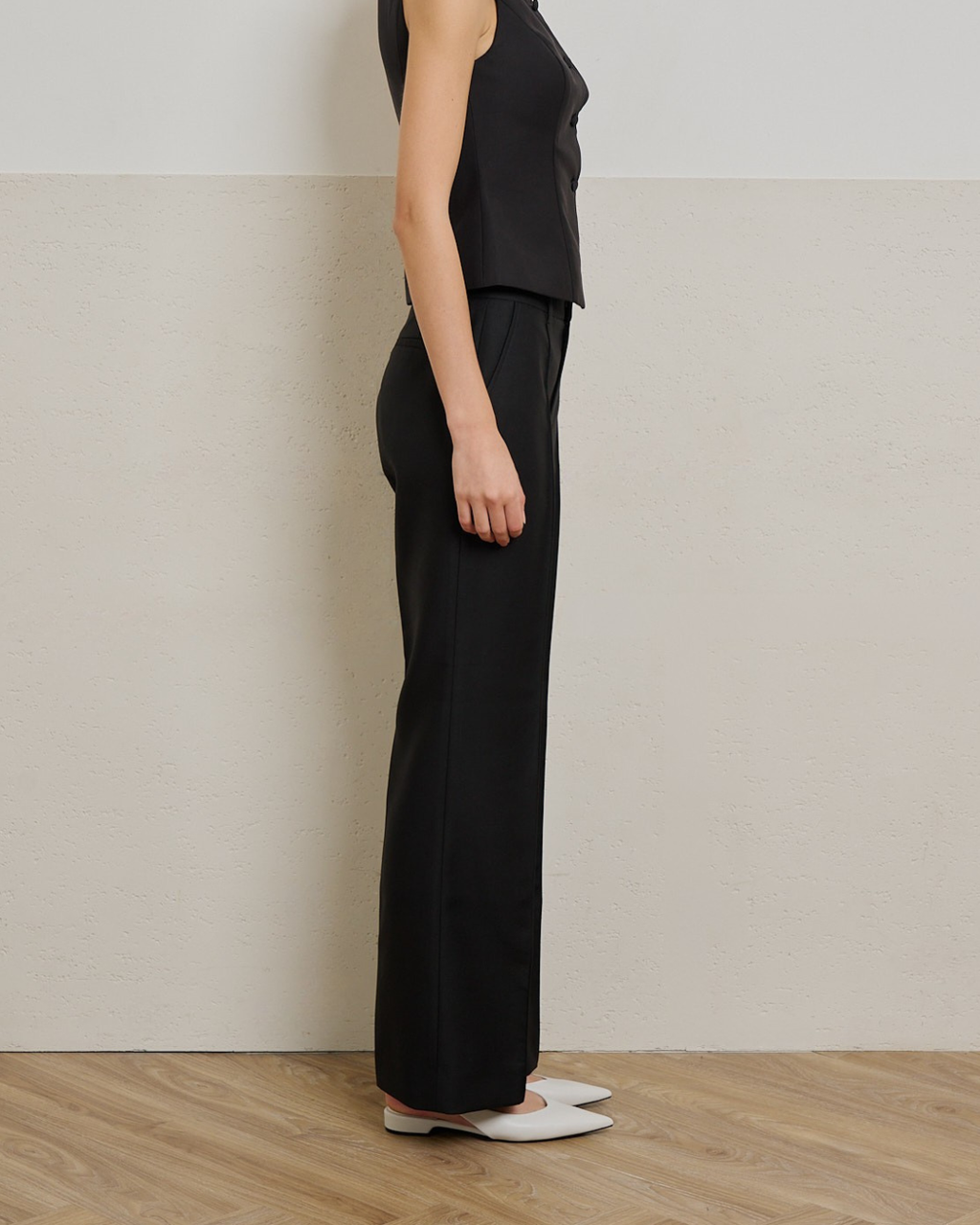 03 Tailored Flared Pants