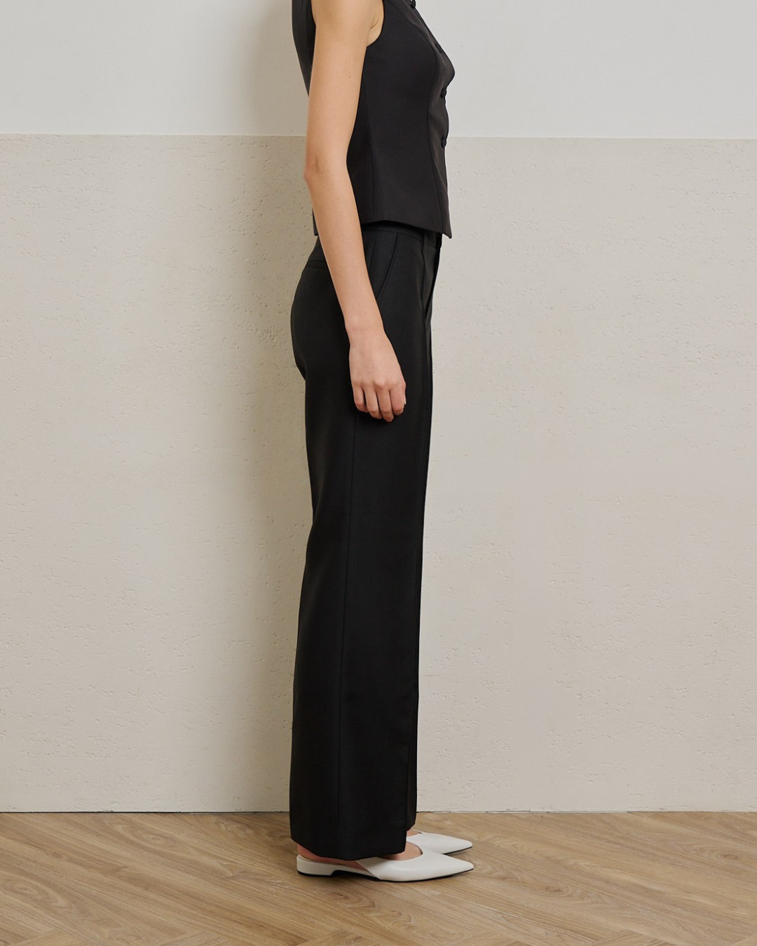 03 Tailored Flared Pants