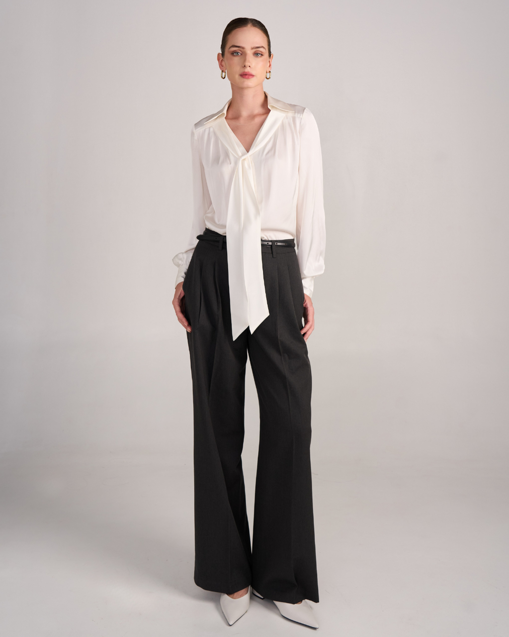 02 Essential Pants