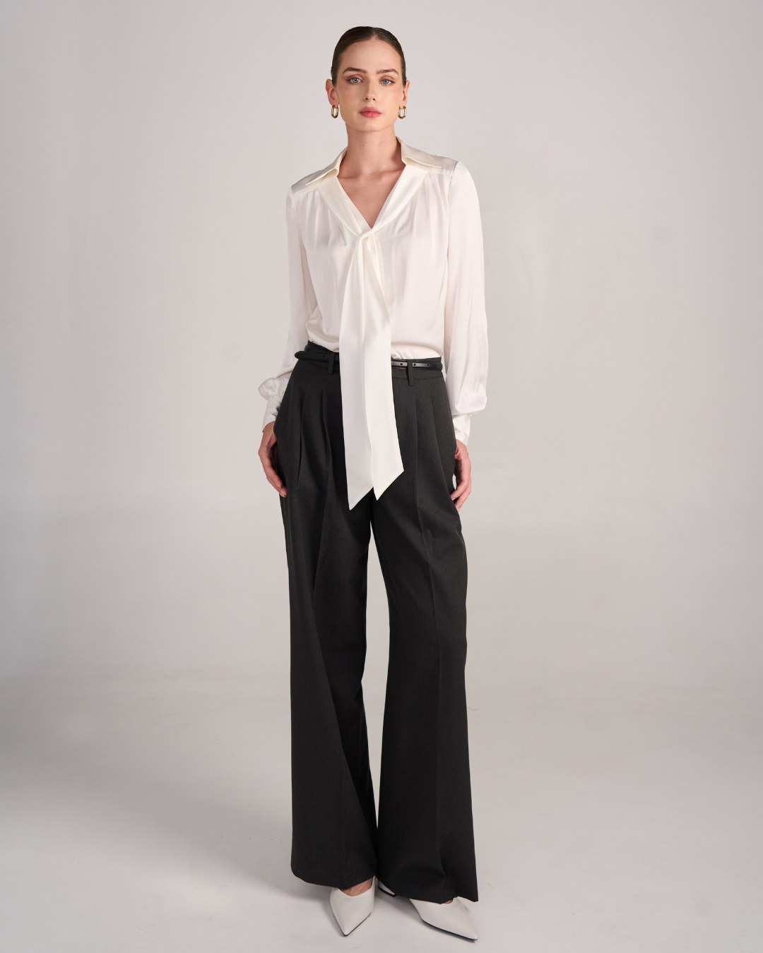 02 Essential Pants