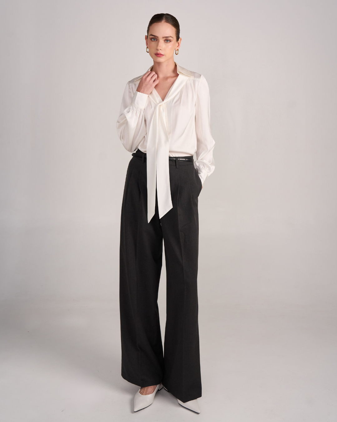 02 Essential Pants