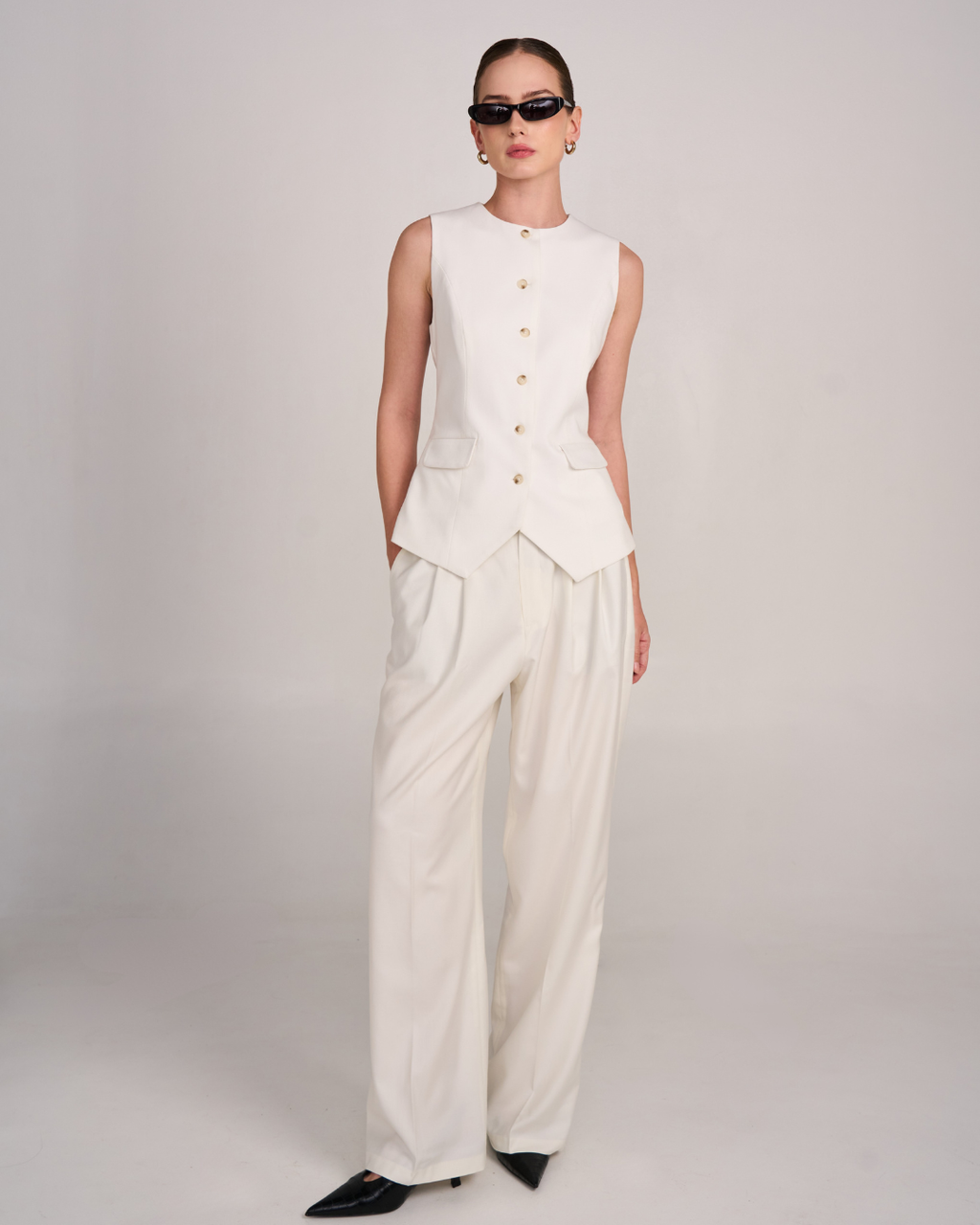 02 Essential Pants